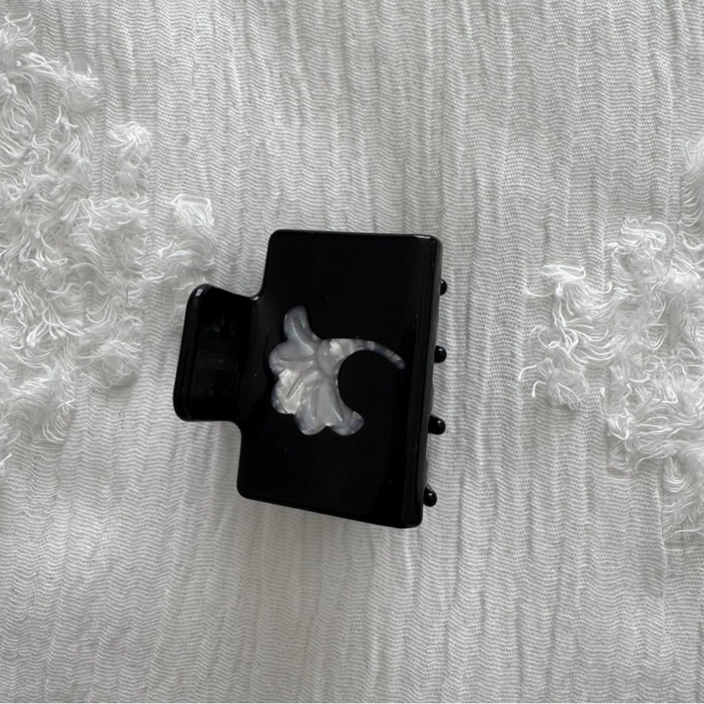 Casa Clara Mini Pia Hair Clip in Midnight Prep